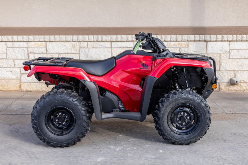 2025 Honda RANCHER HERO REDImage 2