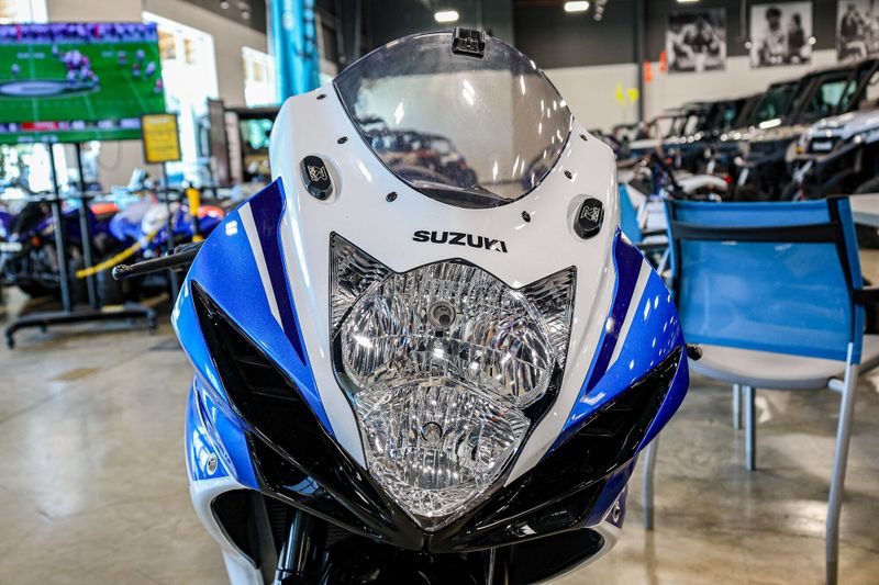 2024 Suzuki GSXR 600Image 11