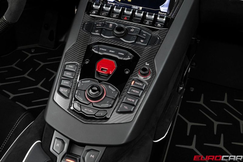 2017 Lamborghini Aventador LP750-4 SV *HUGE CARBON OPTIONS * FULL PPF*Image 36