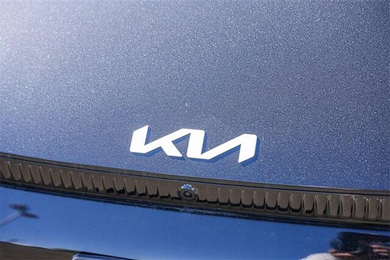 2024 Kia EV6 WindImage 17