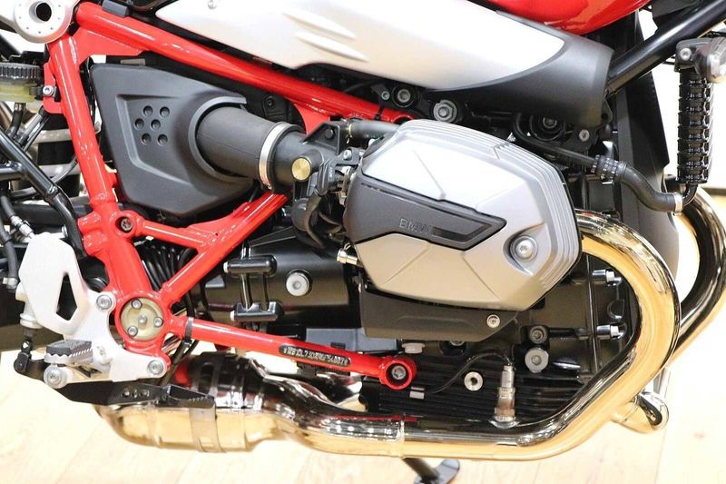 2022 BMW R NINET SCRAMBLER Image 3