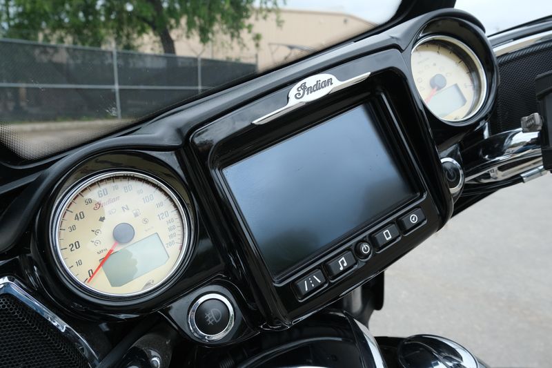 USED 2017 INDIAN MOTORCYCLE ROADMASTER Image 20