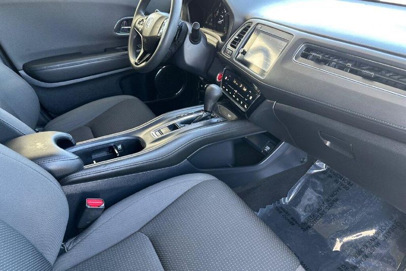 Used 2022 Honda HR-V EXImage 15