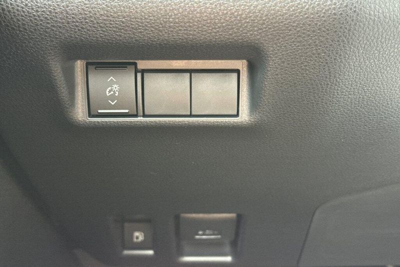 New 2026 Toyota RAV4 Plug-In Hybrid SEImage 29
