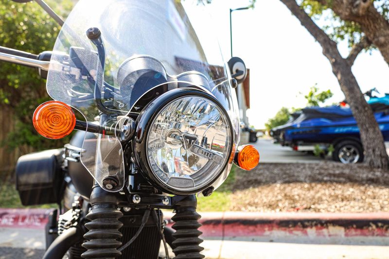 2022 Triumph BONNEVILLE T 120 BLACK EURO 5A BASE Image 20