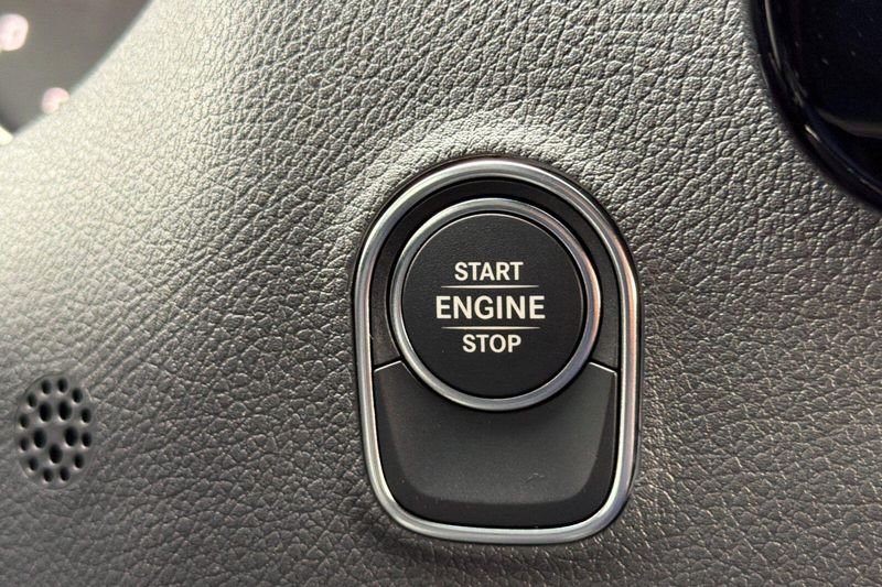 New 2026 Mercedes-Benz Sprinter 2500 Crew 144 WBImage 18