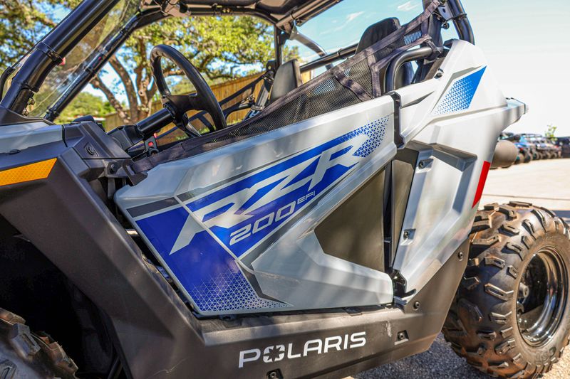 USED 2025 POLARIS RZR 200 EFI Image 12