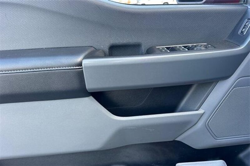 2023 Ford F-150 XLTImage 9