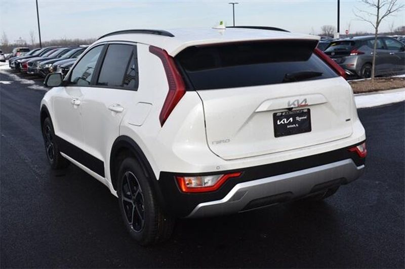 New 2025 Kia Niro EXImage 5