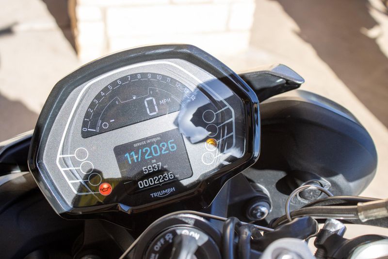 USED 2024 TRIUMPH STREET TRIPLE 765 R Image 19