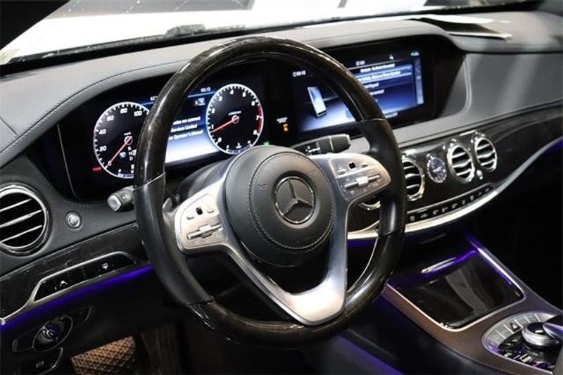  Mercedes-Benz S 450 