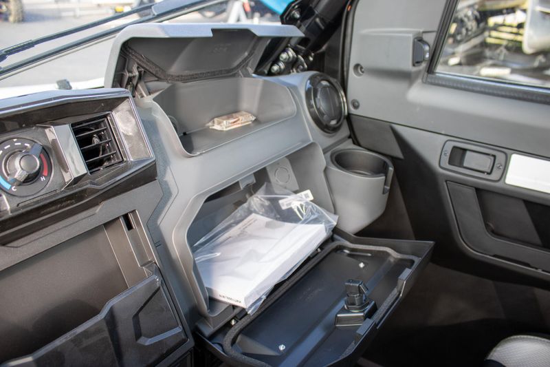 NEW 2026 KAWASAKI RIDGE CREW HVAC Image 21