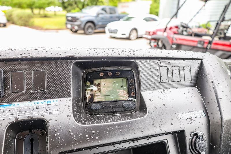 2026 Kawasaki MULE PROFXT 1000 LE METALLIC ONYX BLACK Image 19