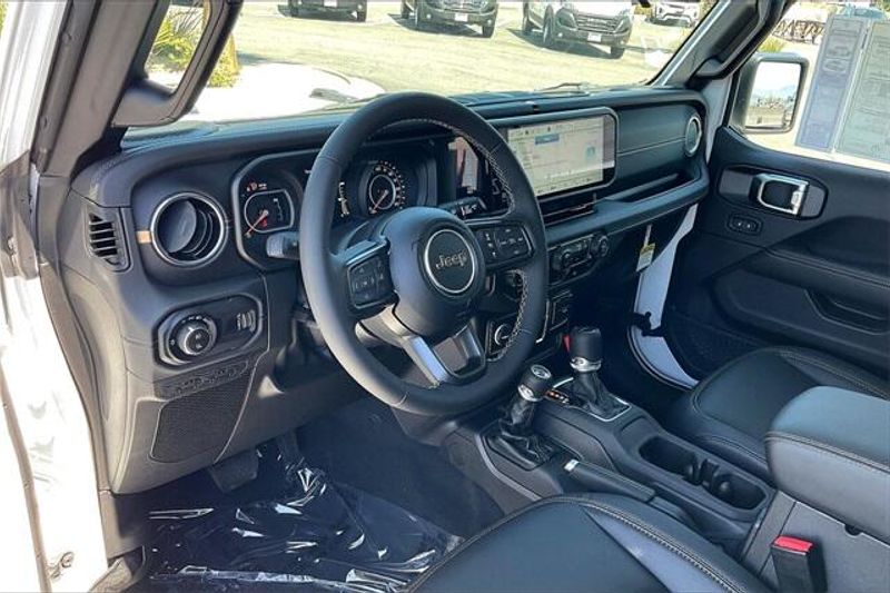 2025 Jeep Gladiator Big Bear 4x4Image 6