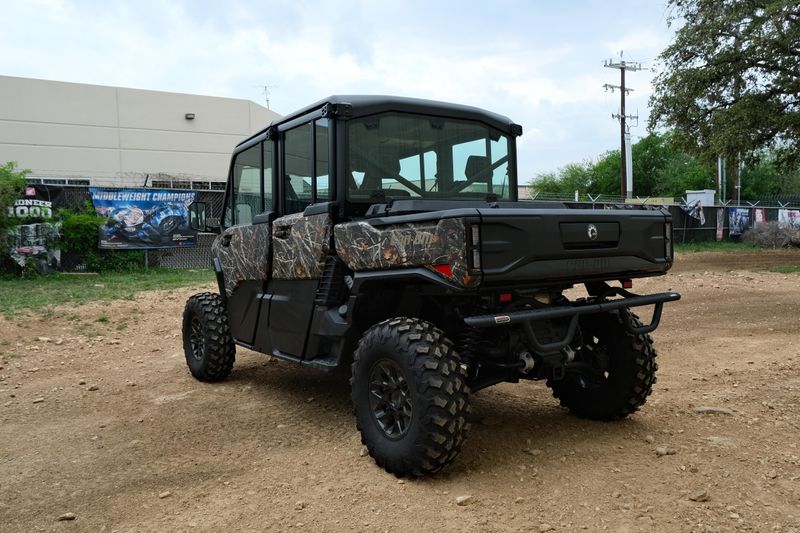 NEW 2026 CAN-AM DEFENDER MAX XT CAB HD11 WITH 1025 INCH TOUCHSCREEN Image 5