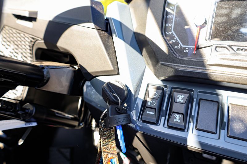 NEW 2026 POLARIS RZR XP 1000 SPORT Image 14