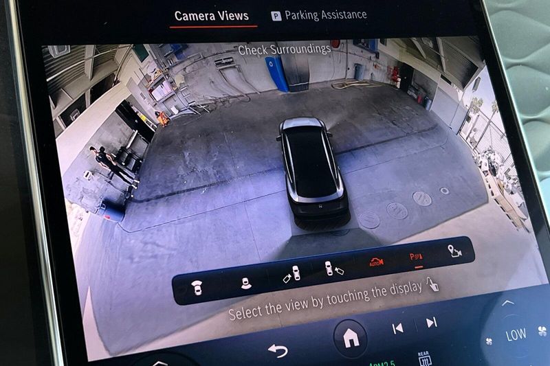 2023 Mercedes-Benz EQS 450Image 24