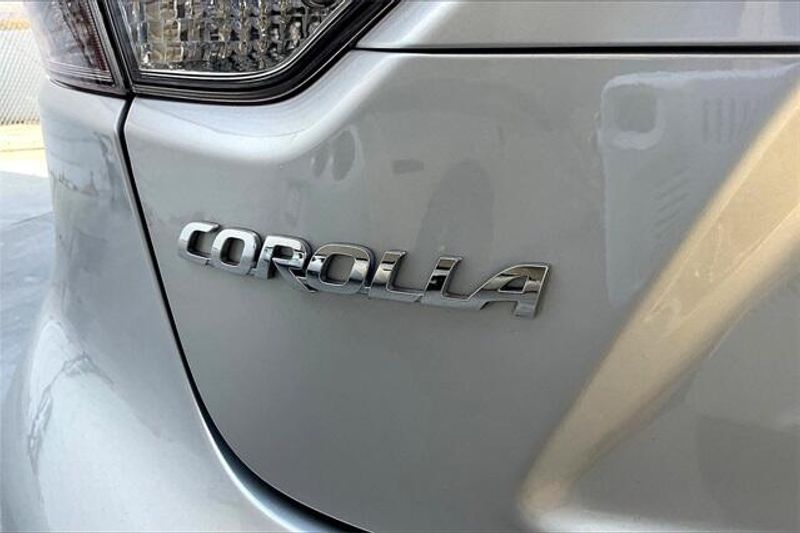 2022 Toyota Corolla LEImage 31