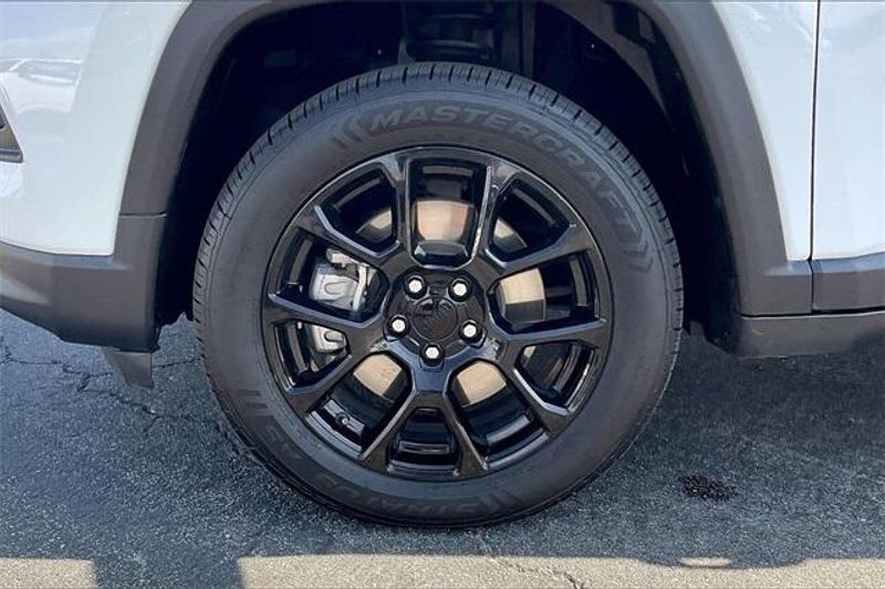 2023 Jeep Compass AltitudeImage 8