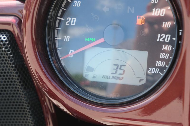 Used 2024 Indian Motorcycle ROADMASTER DARK HORSE MAROON METALLIC Image 23