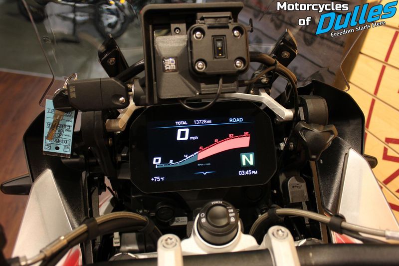 2022 BMW R 1250 GS Adventure Image 9