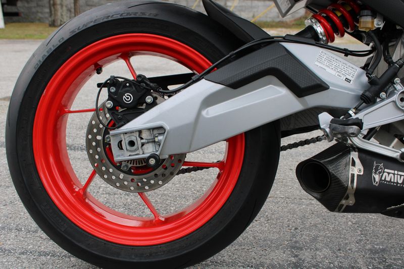2021 Aprilia Tuono 660 