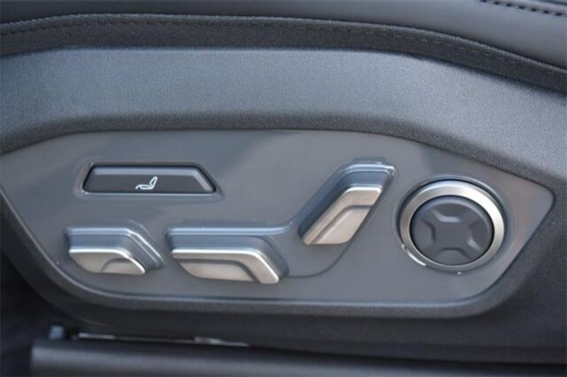 New 2026 Kia EV9 LandImage 25