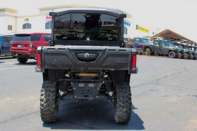 2023 Can-Am DEFENDER MAX HD10 LIMITED GRAY Image 21