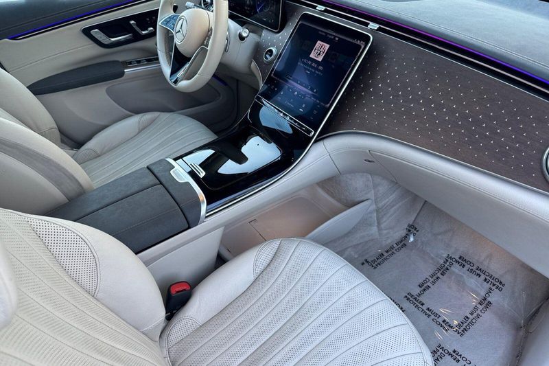 Used 2023 Mercedes-Benz EQS 450Image 18