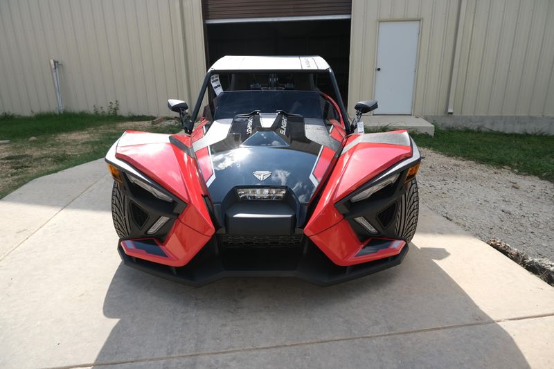 2024 Polaris SLINGSHOT SLR AUTODRIVEImage 14