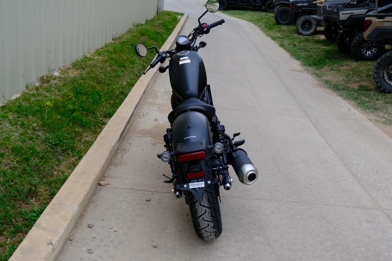 2025 Honda REBEL 300 MATTE BLACK METALLIC Image 6