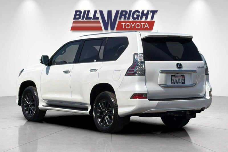 Used 2023 Lexus GX 460Image 5