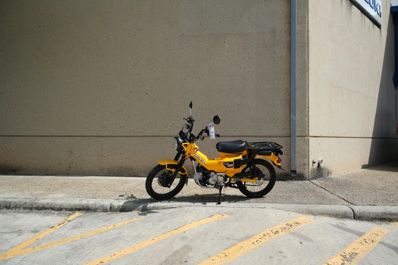 2024 Honda TRAIL 125 TURMERIC YELLOWImage 6