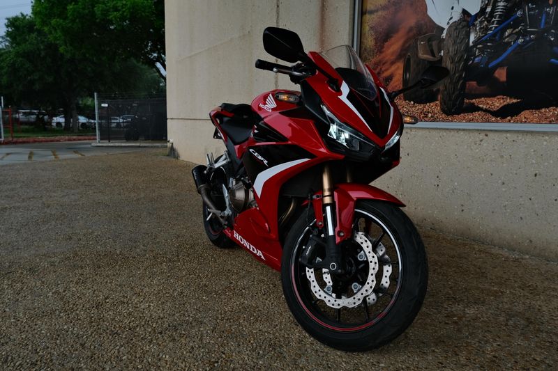 2023 Honda CBR500R ABS BLACK Image 1