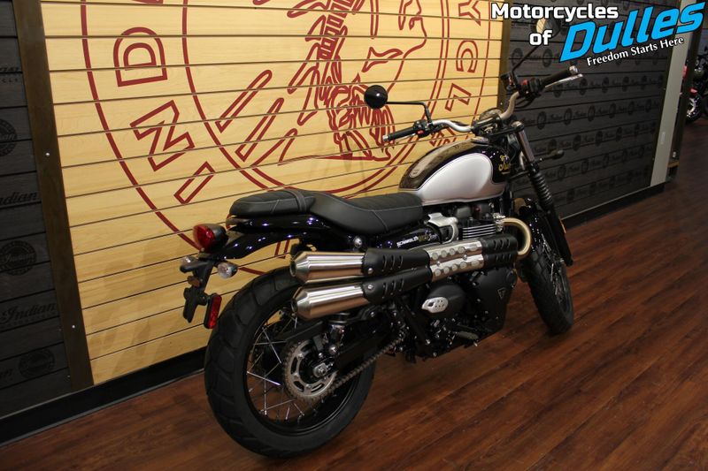 2025 Triumph Scrambler 900 Icon Image 8