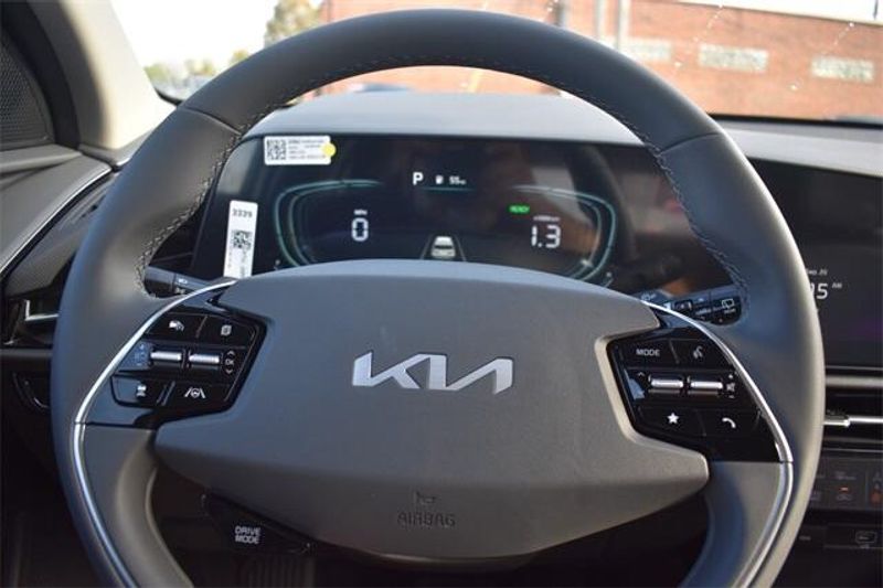 2024 Kia Niro EXImage 26