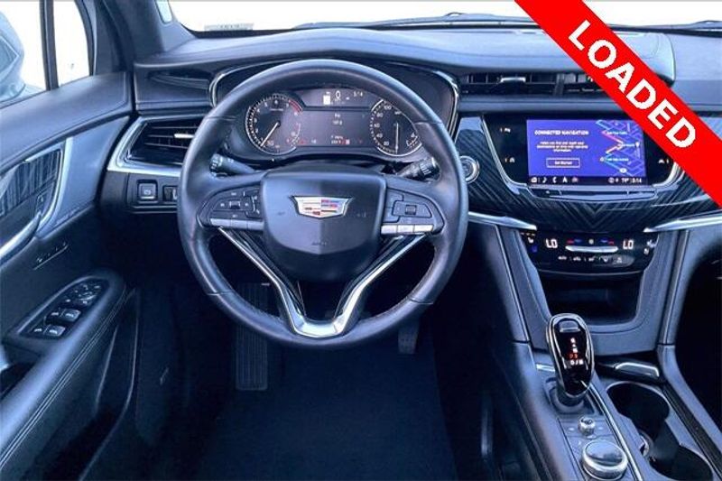 Used 2025 Cadillac XT6 Premium LuxuryImage 4
