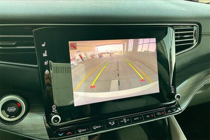 2023 Jeep Wagoneer Series IIIImage 21
