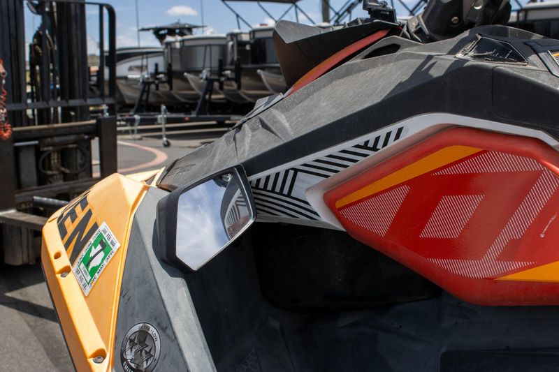 USED 2019 SEADOO SPARK TRIXX 3 Image 8