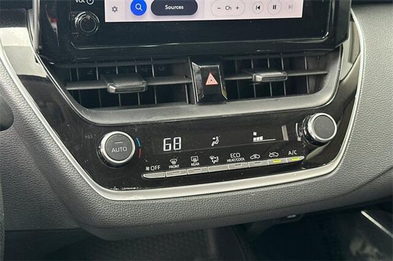 2024 Toyota Corolla LEImage 17