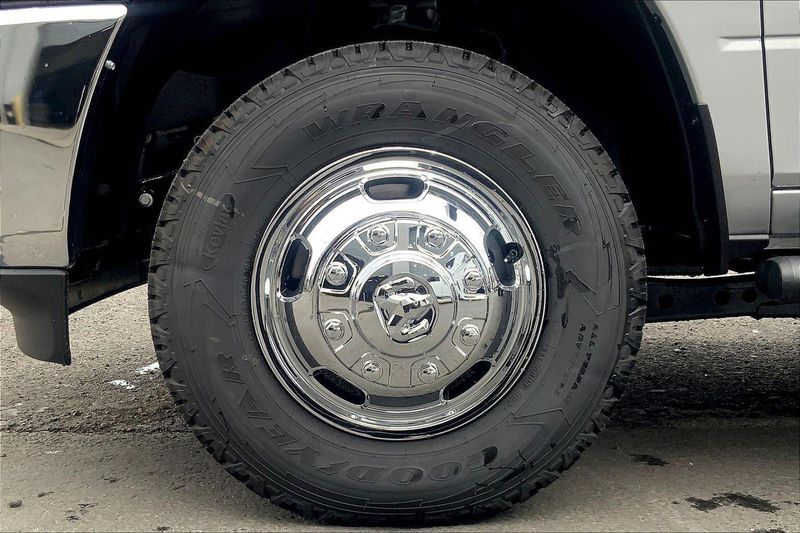 2026 Ram 3500 Tradesman photo 12