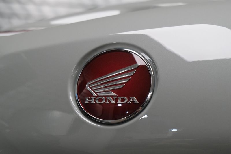 NEW 2026 HONDA CBR600RR Image 16