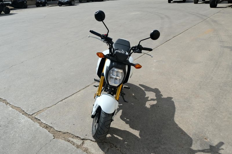 2026 Honda GROM PEARL WHITE Image 9