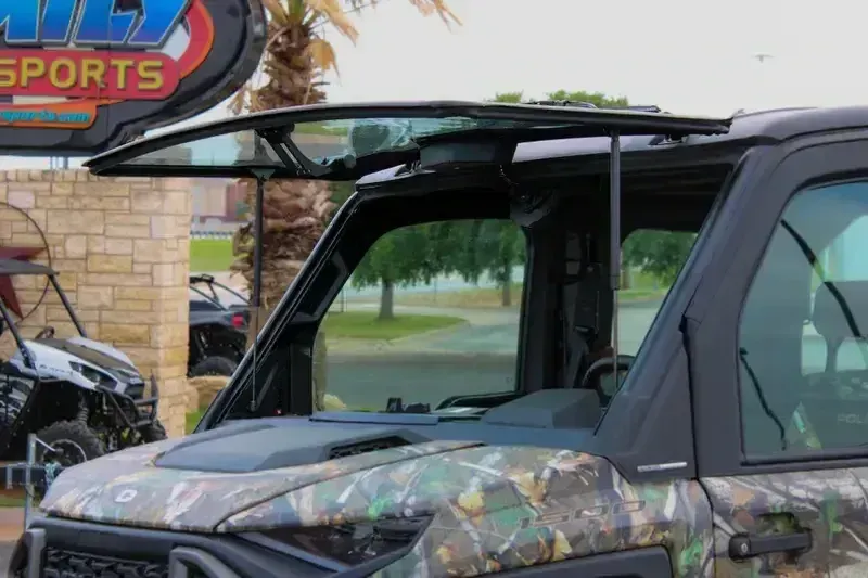 NEW 2025 POLARIS RANGER CREW XD 1500 NORTHSTAR EDITION ULTIMATE Image 9