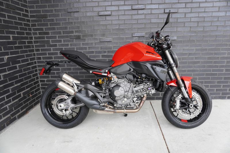 New 2027 Ducati MONSTER PLUS 