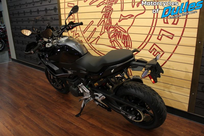 New 2026 BMW F 900 XR Image 6