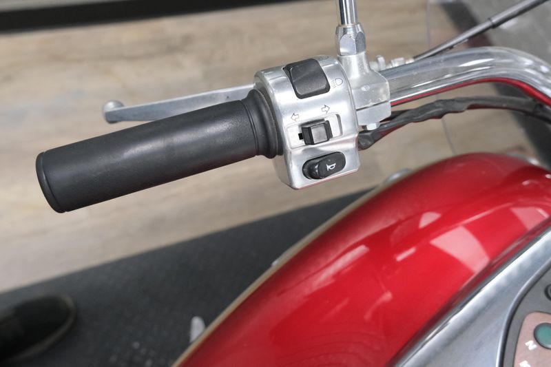 USED 2007 KAWASAKI VULCAN 900 CLASSIC LT Image 19