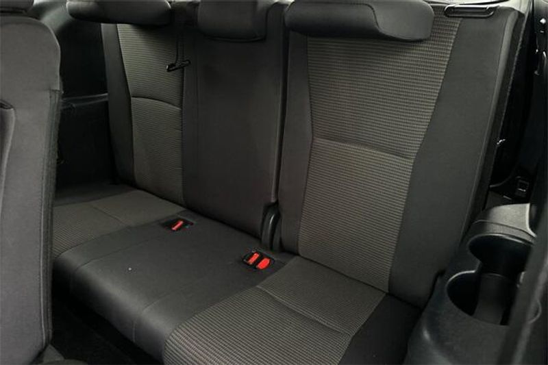 Used 2024 Toyota Highlander LEImage 13