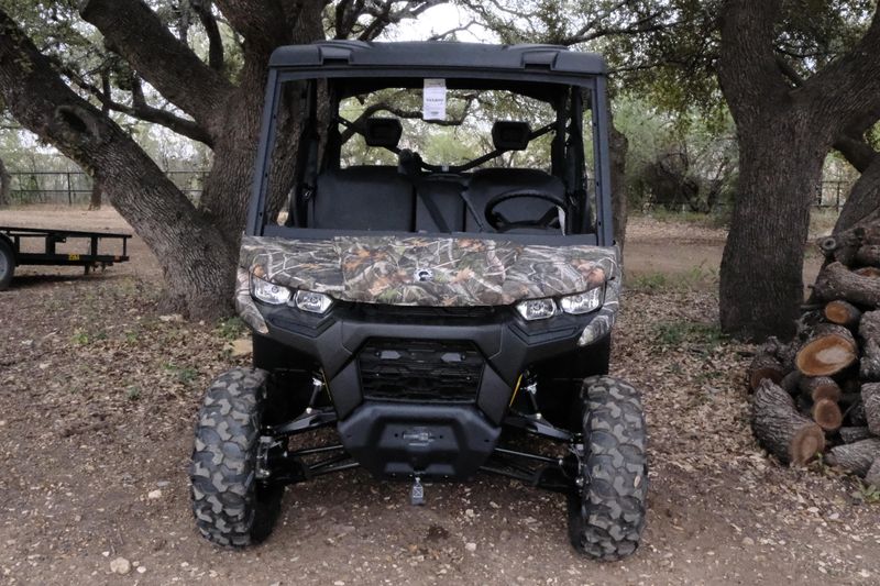 2025 Can-Am DEFENDER MAX DPS HD7 WILDLAND CAMOImage 26