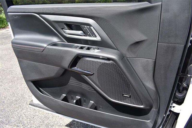 2024 Chevrolet Silverado EV RSTImage 33